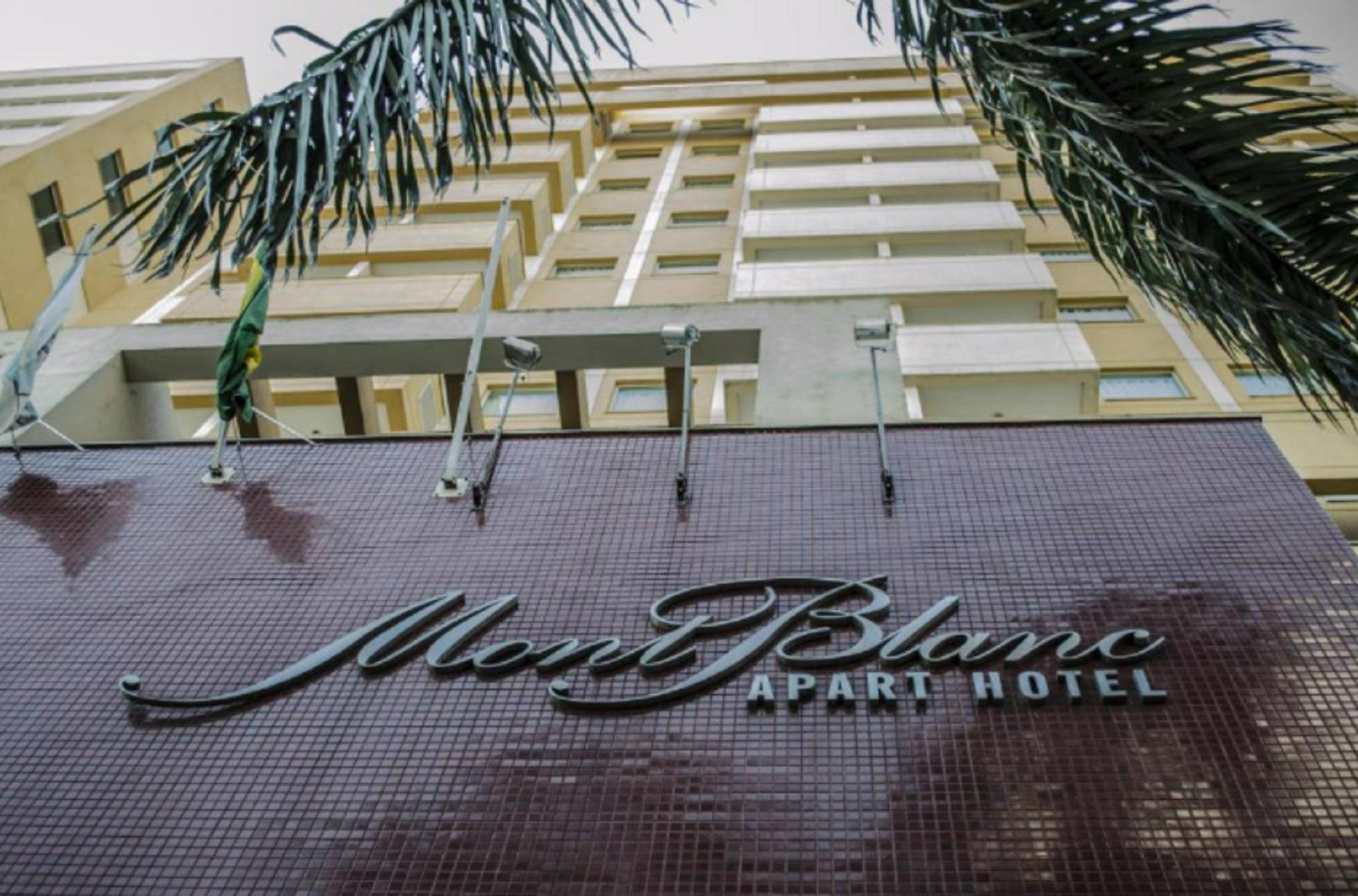 Mont Blanc Apart Hotel - Дуки ди Кашиас Екстериор снимка
